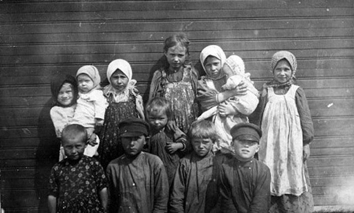 Детская одежда в крестьянской семье