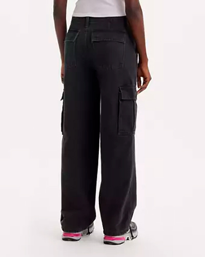 Посадка джинсов Loose (Baggy) fit Посадка джинсов Loose (Baggy) fit